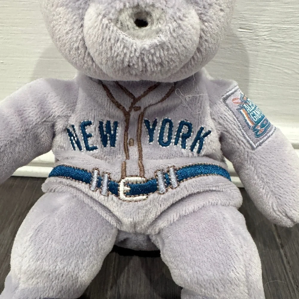 New York Yankees Gray Stuffed Bear All Star Game ‘99 Derek Jeter Bear